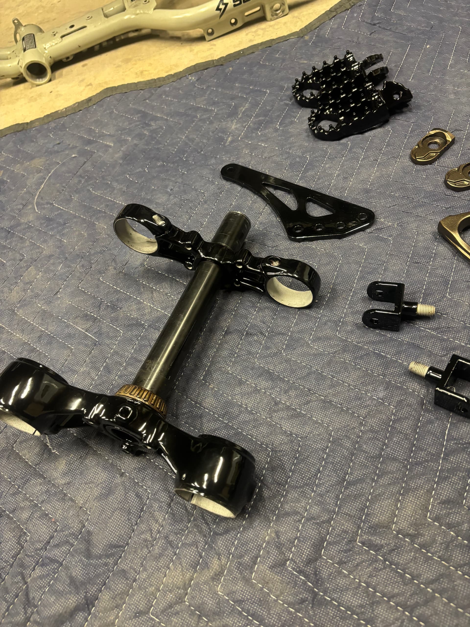 Revamped Surron with Sleek Powder Coating Finish