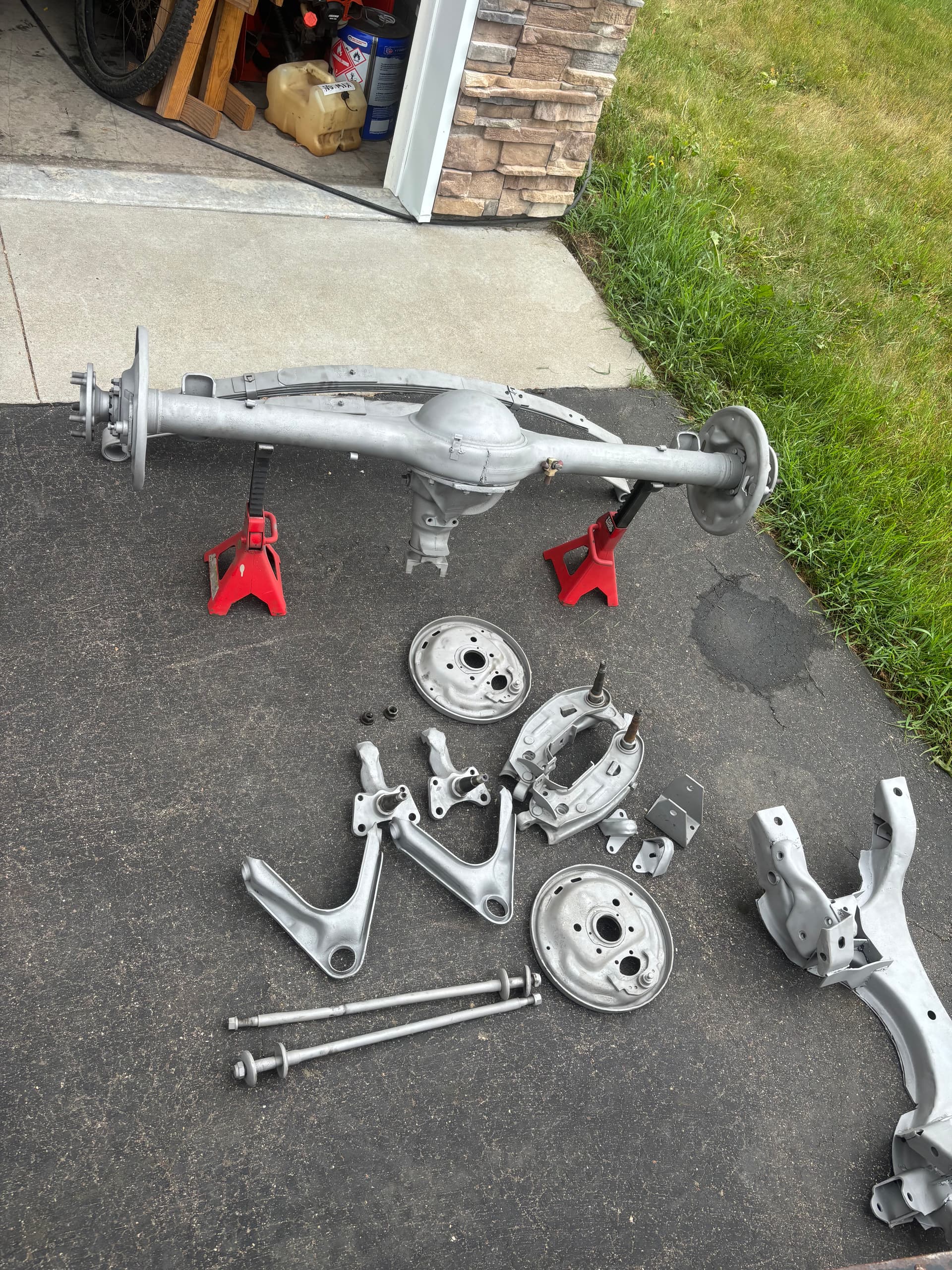 Gallery photos for Sandblasted Suspension and Axle Parts Ready for Restoration: Image #4